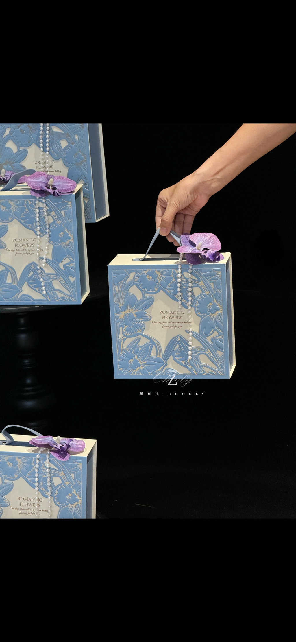Luxury Floral Cutout Gift Box with Handle | Premium Wedding & Flower Packaging (2 Sizes)