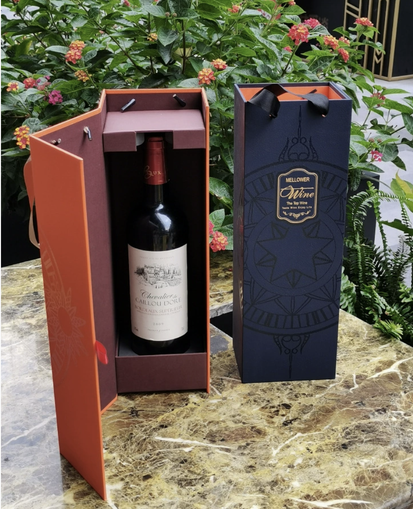 Luxury Rigid Wine Gift Box with Handle – 750ml Bottle Packaging, Custom Logo Available