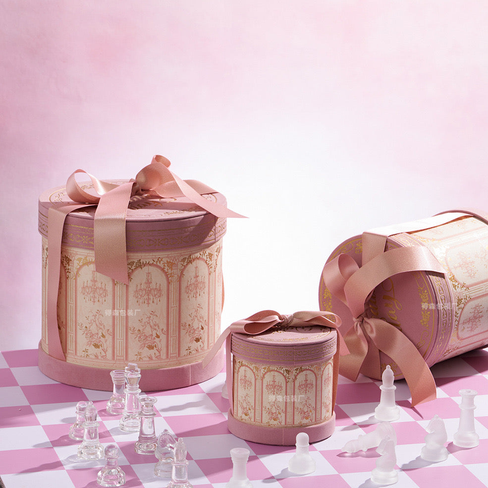 Luxury Round Gift Box with Ribbon Vintage Style Packaging for Wedding Favors and Candy