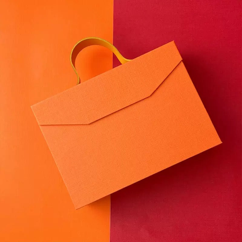 Paper Gift Box with Handle Folding Rigid Packaging for Clothing, Gifts and Retail Packaging/Free logo