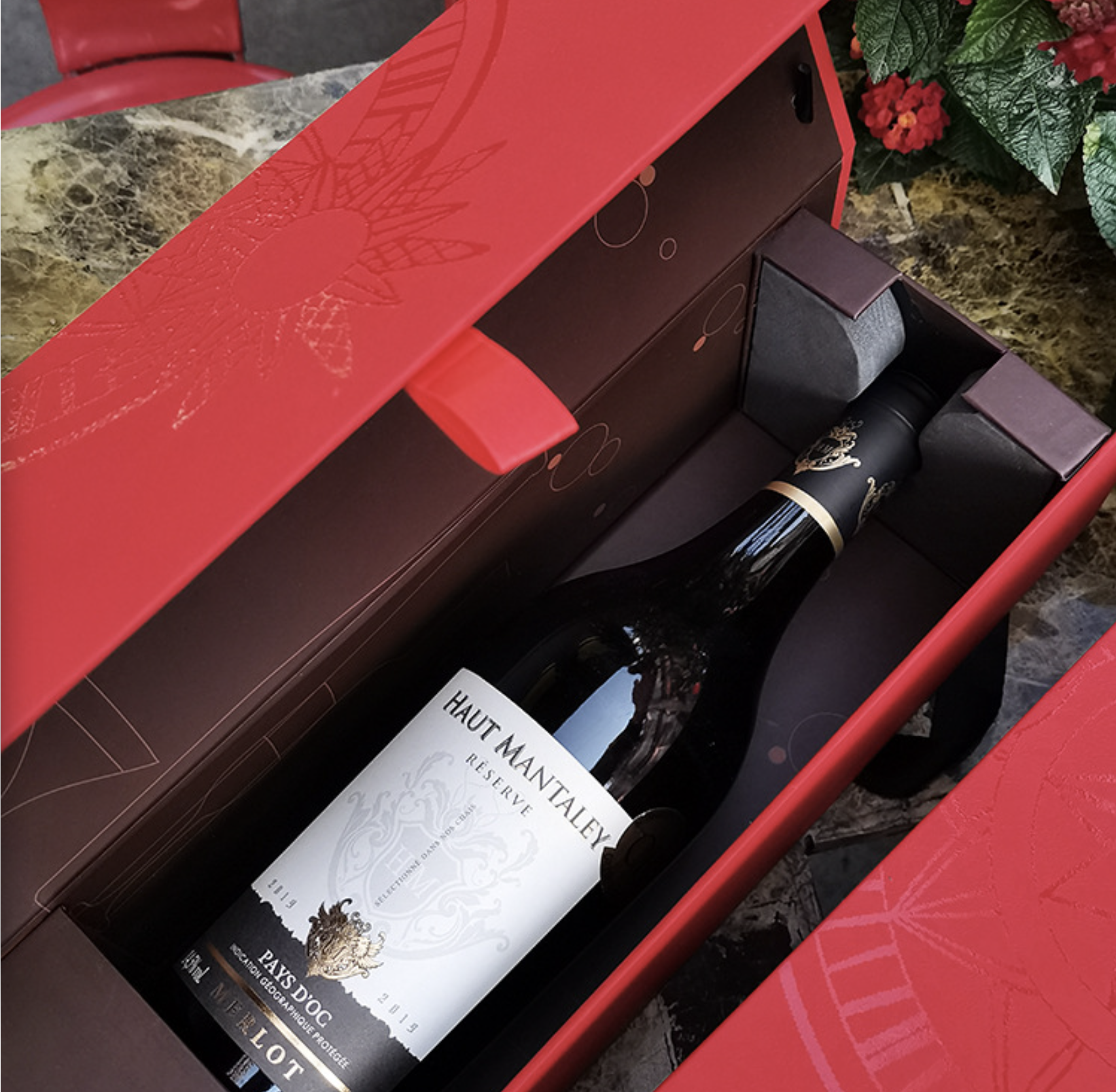 Luxury Rigid Wine Gift Box with Handle – 750ml Bottle Packaging, Custom Logo Available
