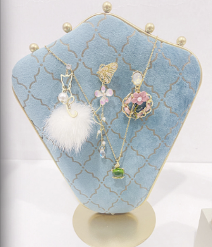Luxury Jewelry Display Organizer Set – Mannequin Stand, Ring Tray & Decorative Holders