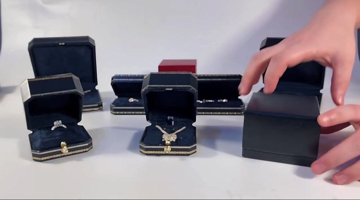 Luxury PU Leather Jewelry Box with Free Logo | Pendant & Bracelet Gift Box with Outer Sleeve